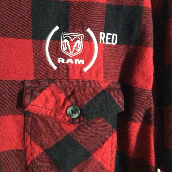 Roots 73 Canada Lumberjack Red/Black Plaid Flannel Dodge Ram L - Picture 3 of 8